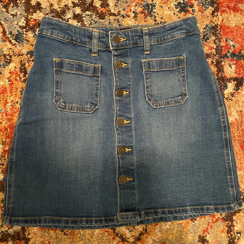 Gap Denim button-down skirt